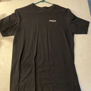 Men’s medium Patagonia TShirt